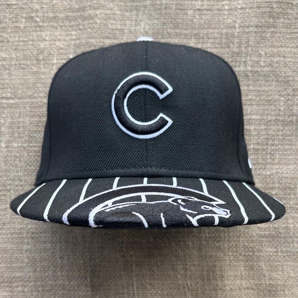 Chicago Cubs New Era Black and White Hat (Fitted)